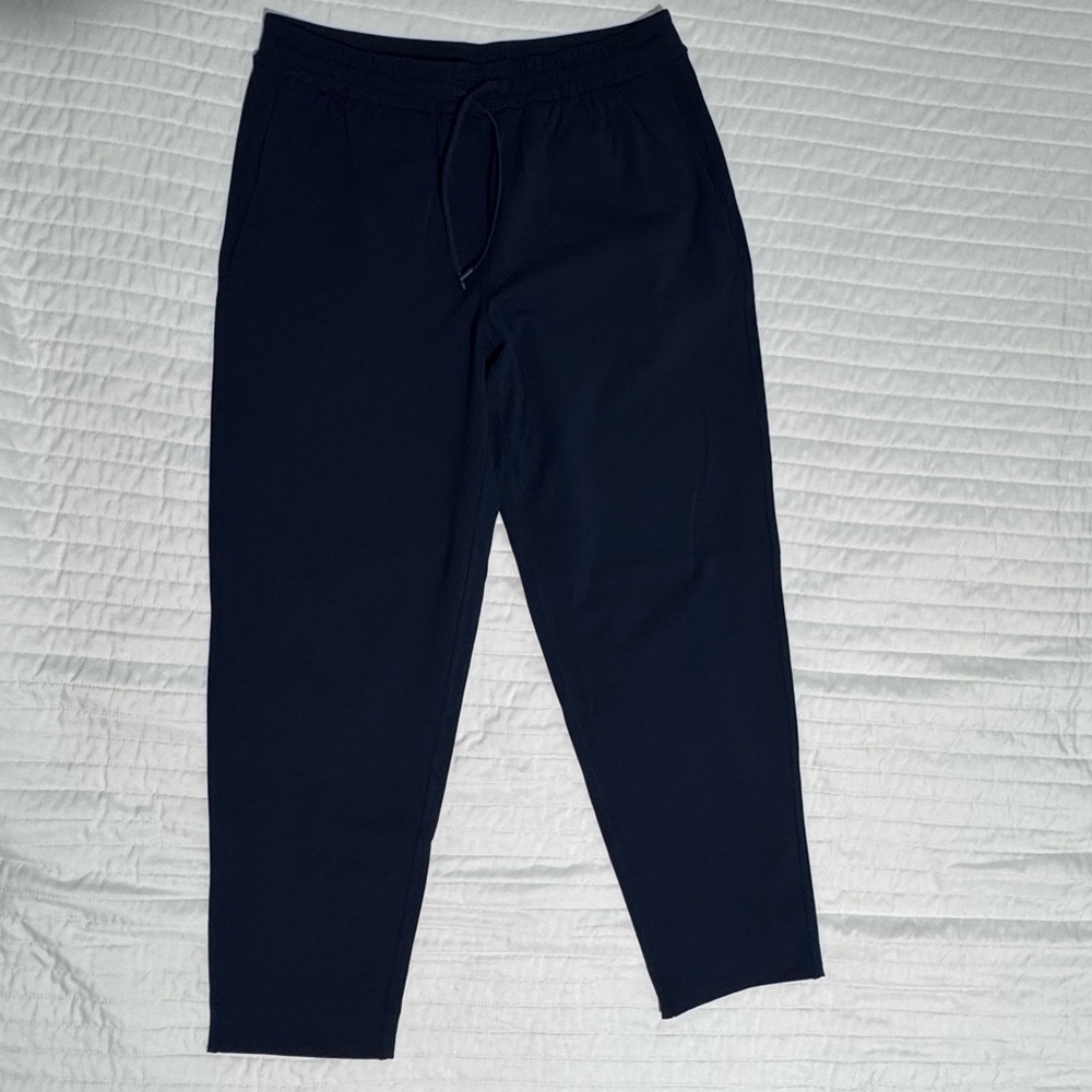 Lululemon Women’s Tapered Mid-Rise Pant 7/8 Luxtreme Navy NWOT